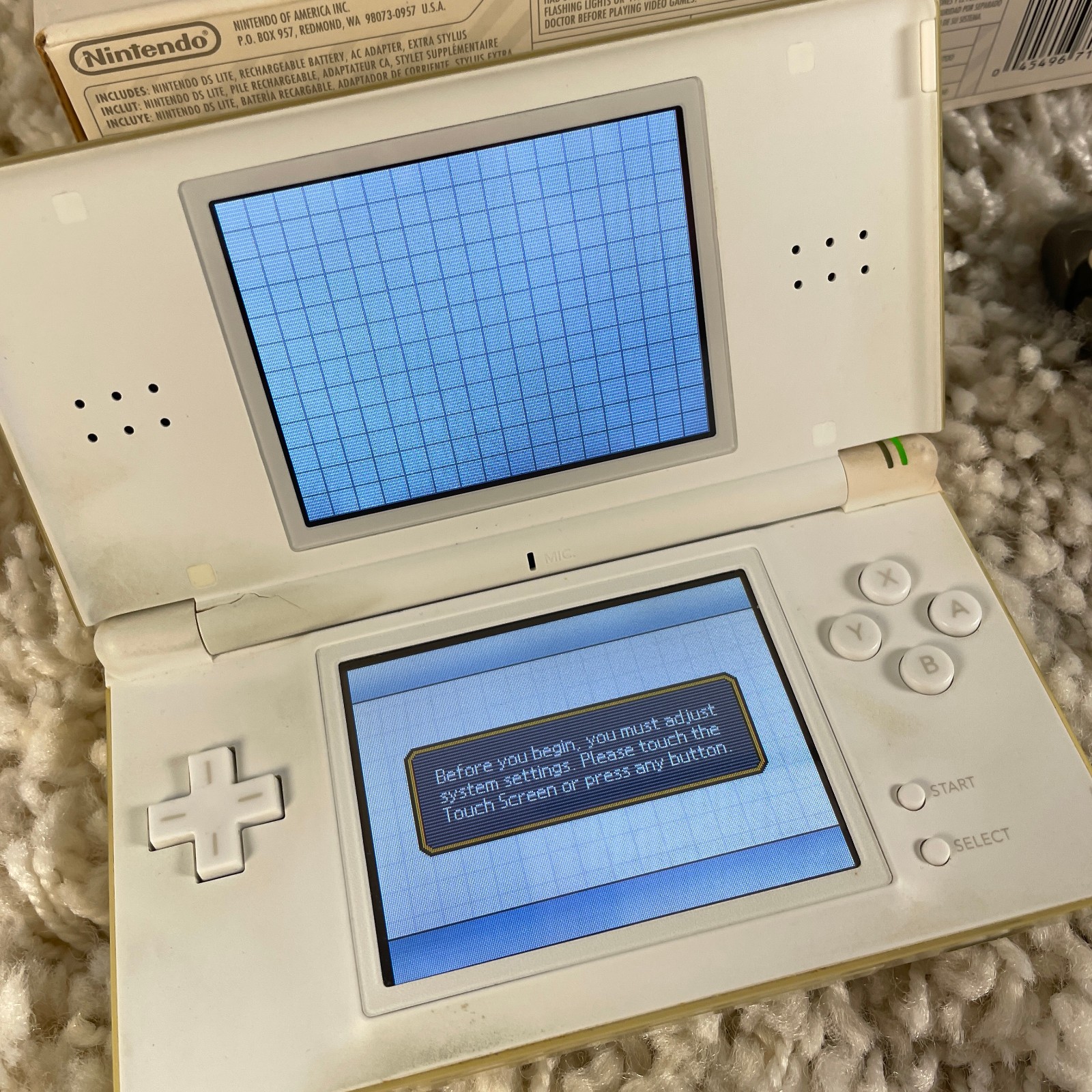 Nintendo DS Lite Polar White Handheld System USG-001 in Box Tested