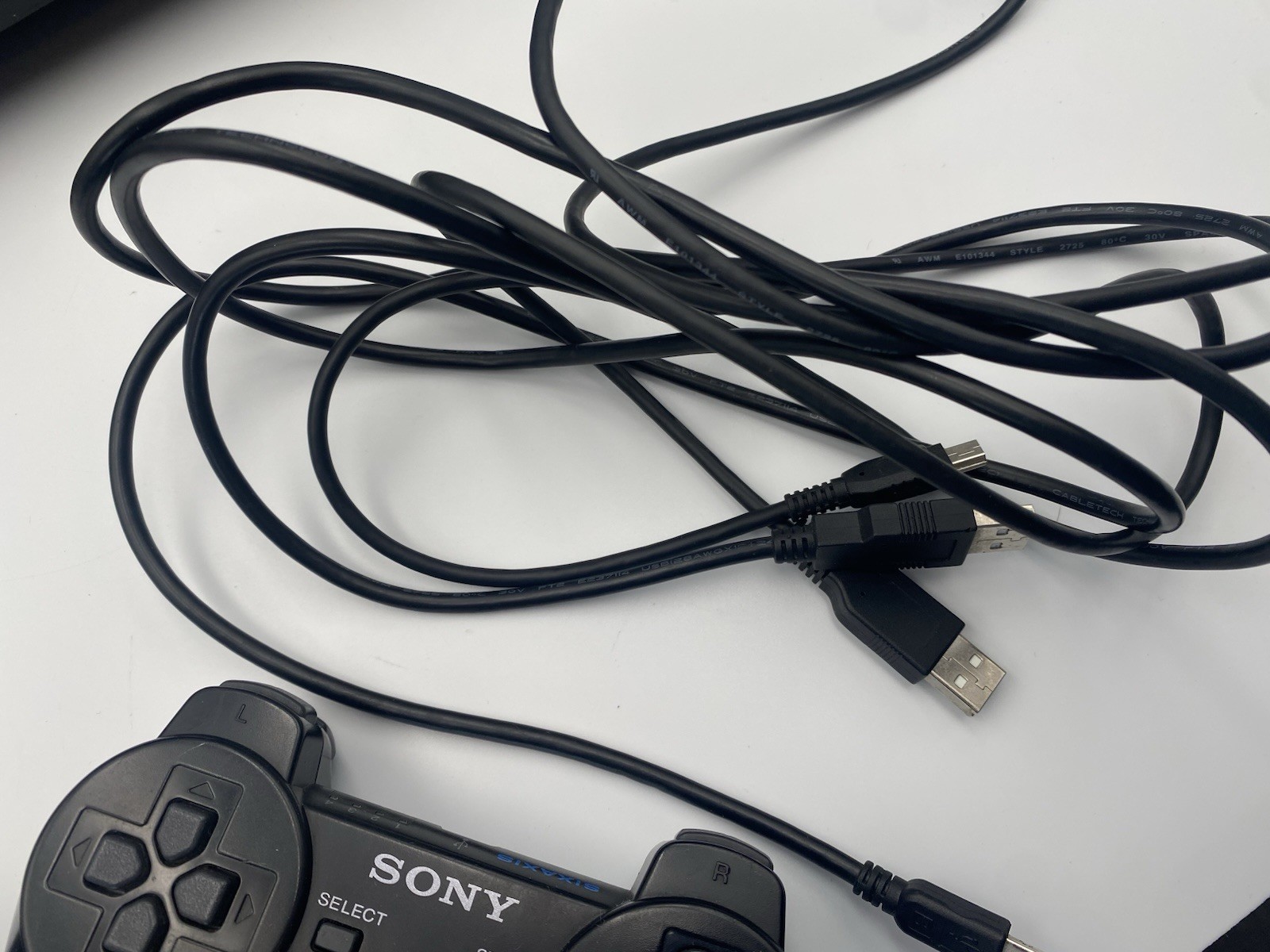 PS3 Sony PlayStation 3 CECH-2501A Console 2 Controller Cables & 5 Games Works
