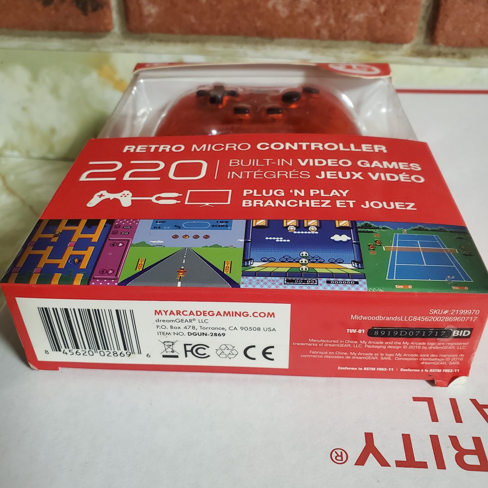 MY ARCADE – RETRO MICRO CONTROLLER -Plug n Play ~ 220 BUILT-IN VIDEO GAMES. New