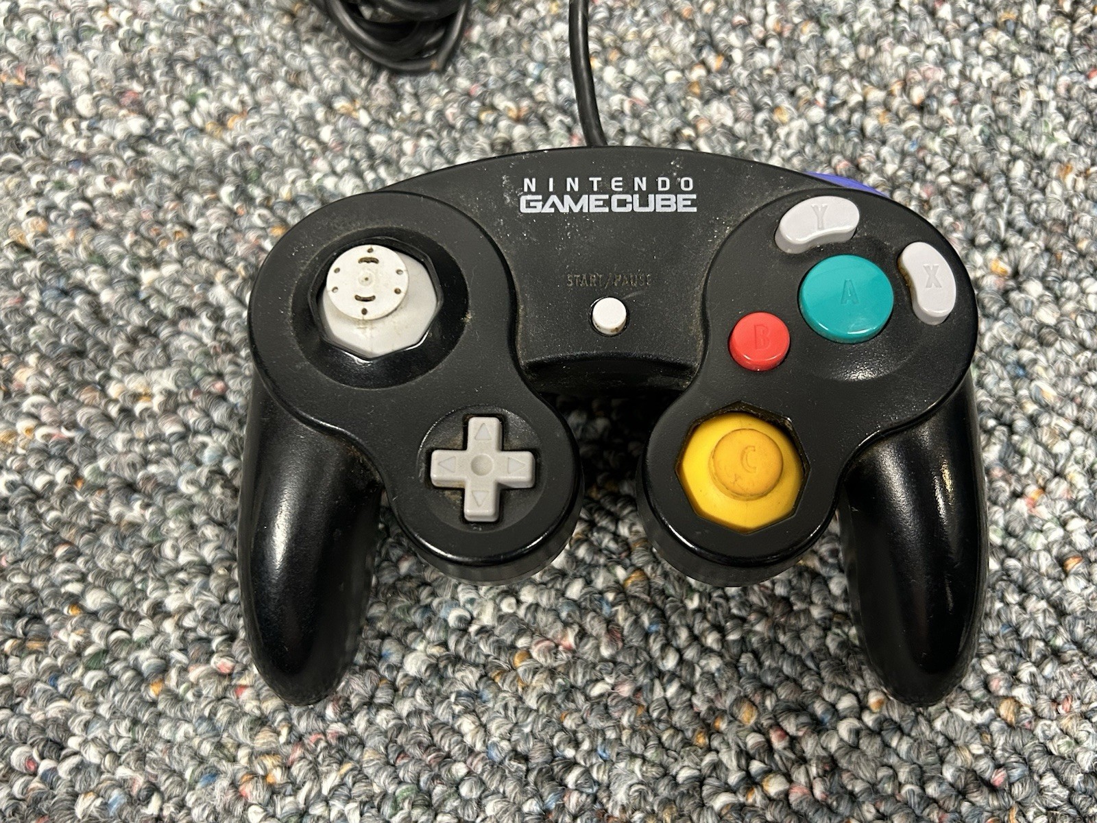 Nintendo Game Cube Console with 4 Controllers Mario Kart Double Dash DOL-001