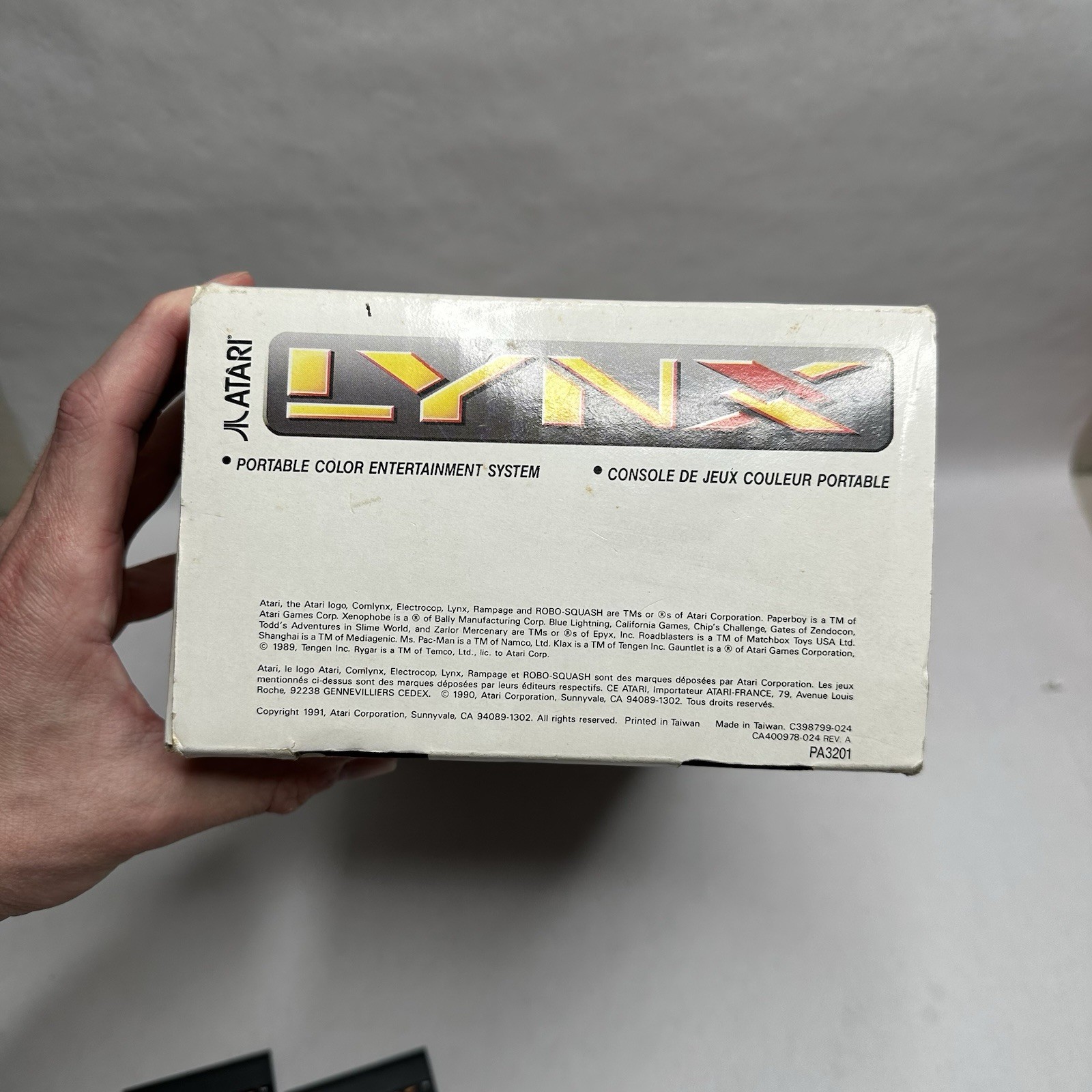Atari Lynx Gaming System with Original Box Tested and 11 Games Power Cord READ
