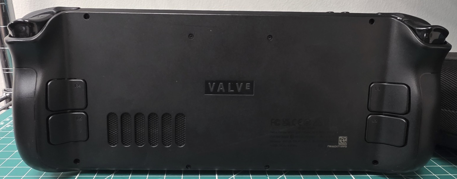 Steam Deck 256GB LCD Handheld Console (Valve, 2022) – w/ Case & Charger – NICE!