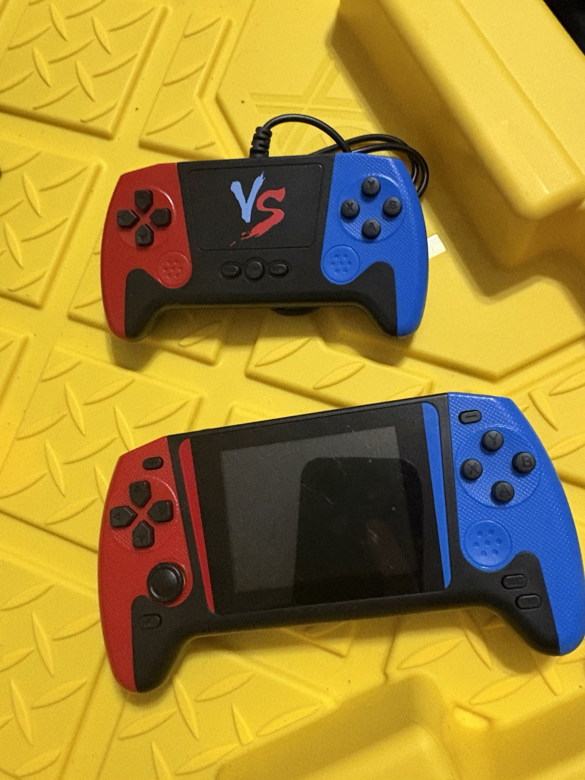VS Red Blue Black Retro Games Handheld Console, Built-in Screen, AV Out, USB-C