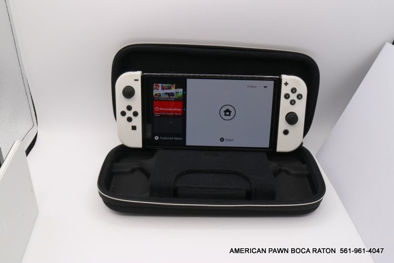 Nintendo Switch OLED Model HEG-001 Handheld Console – 64GB – White AS IS READ