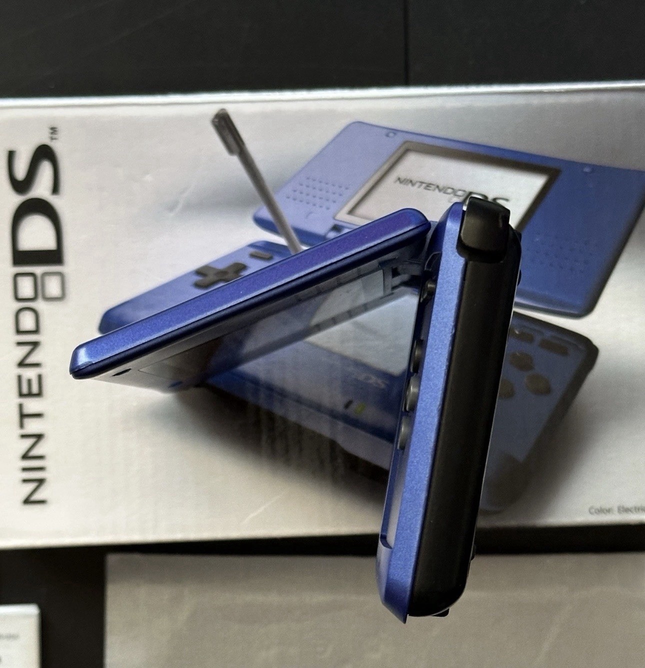 Electric Blue Nintendo DS Handheld Console System Inserts Box Manual Stylus