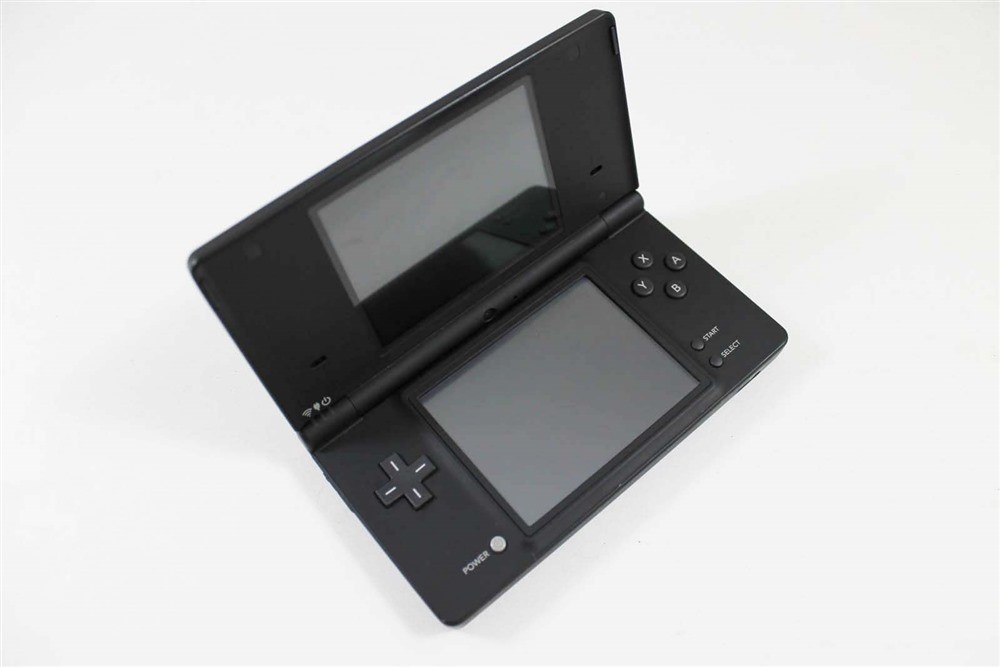 Nintendo DSi Matte Black Handheld System – Good Work Condition