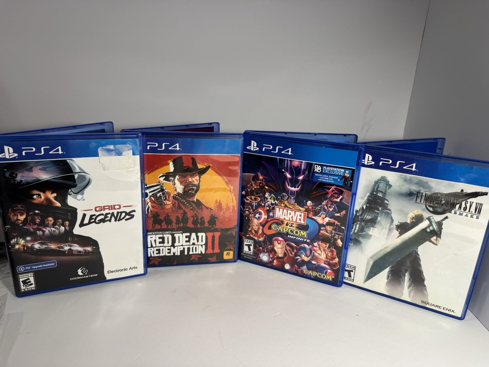 Sony PlayStation 4 Pro 1TB Console – BUNDLE PS4 PRO + FRESH THERMAL PASTE