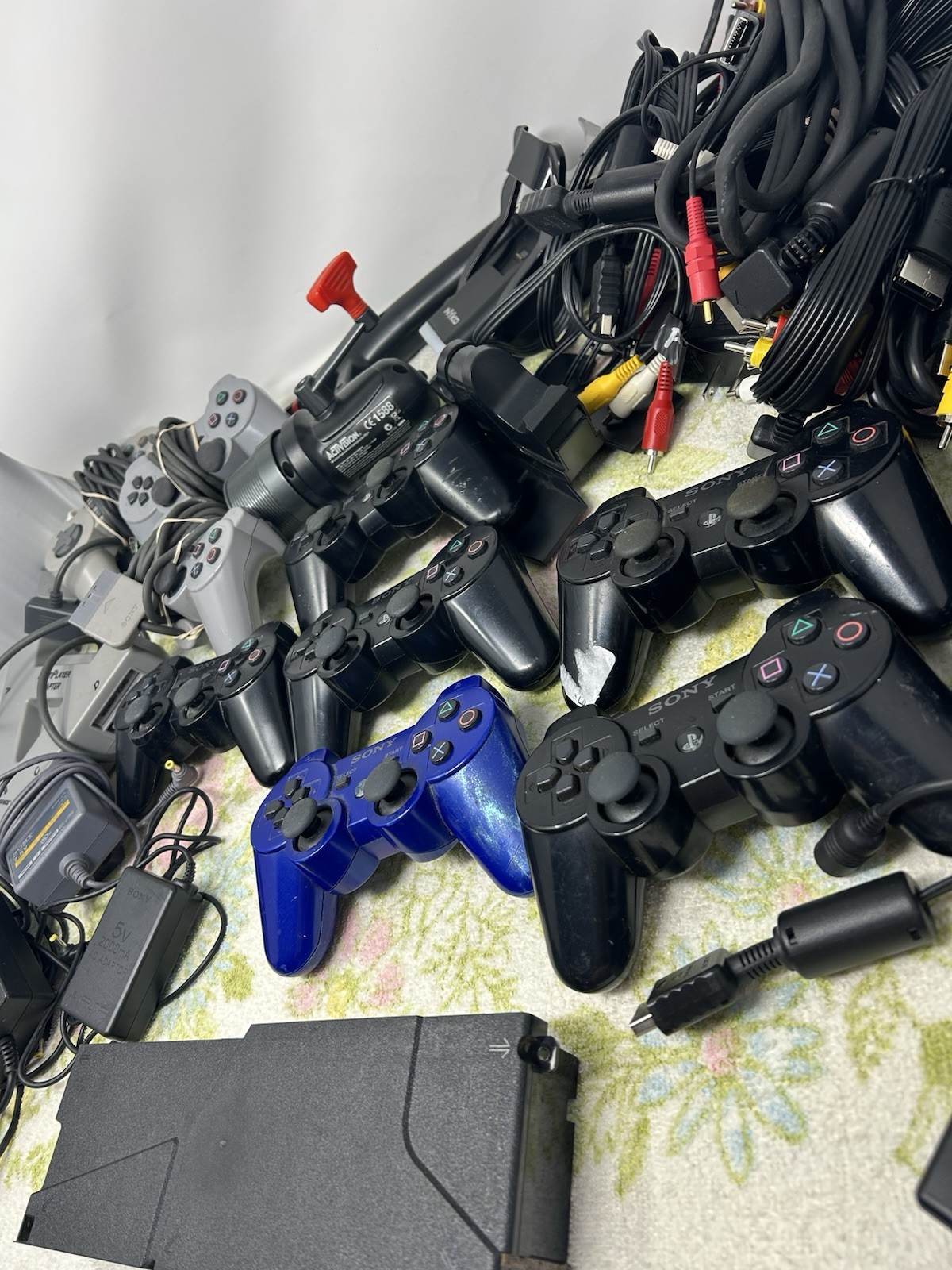 Lot Bundle PS,ps2 Cords,Controllers PS2 OEM A/V Cable Power Supply OEM 3rd Party