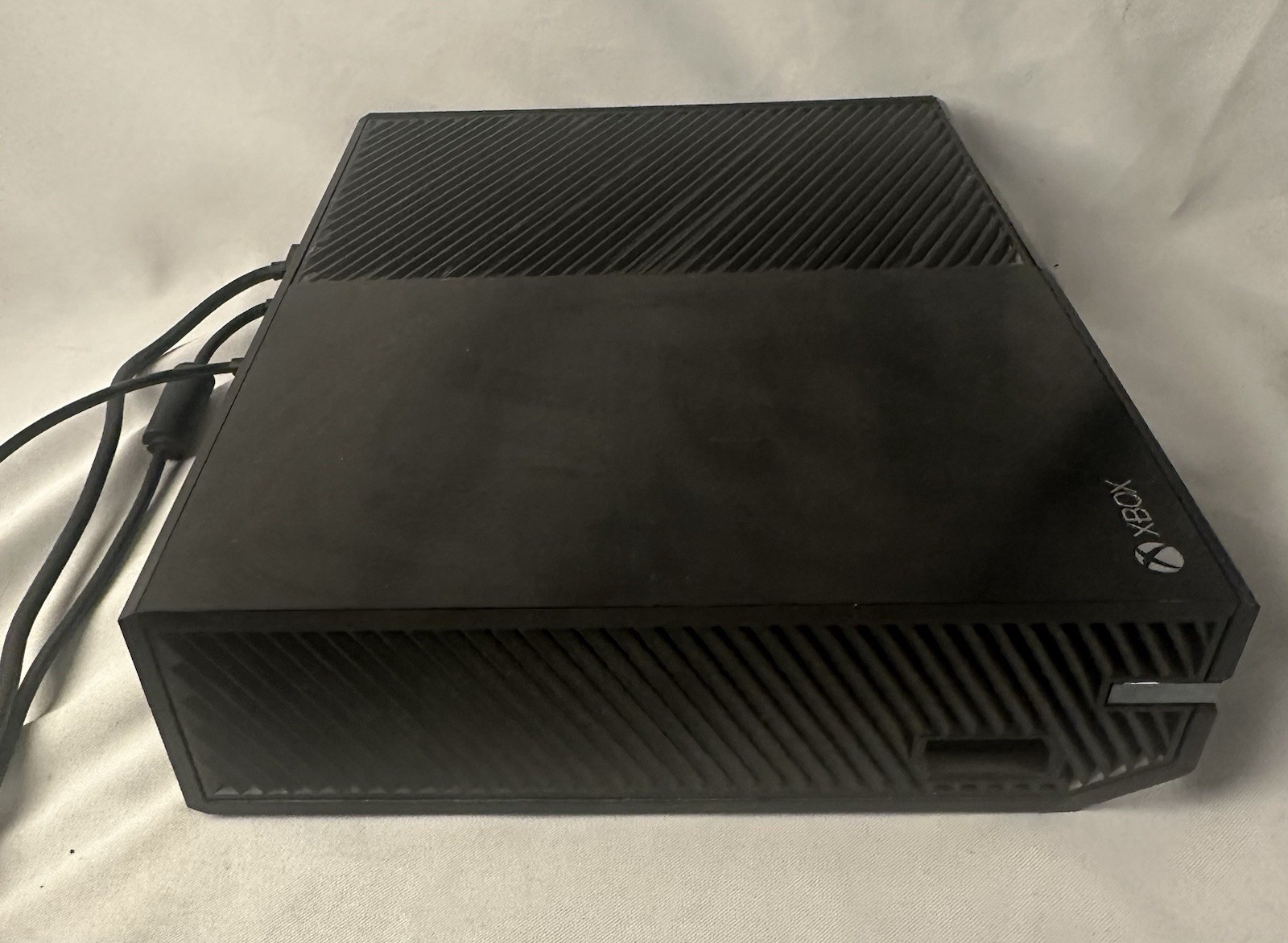 Microsoft Xbox One 500 GB Black Console 1540 w/ Controller & 3 Games
