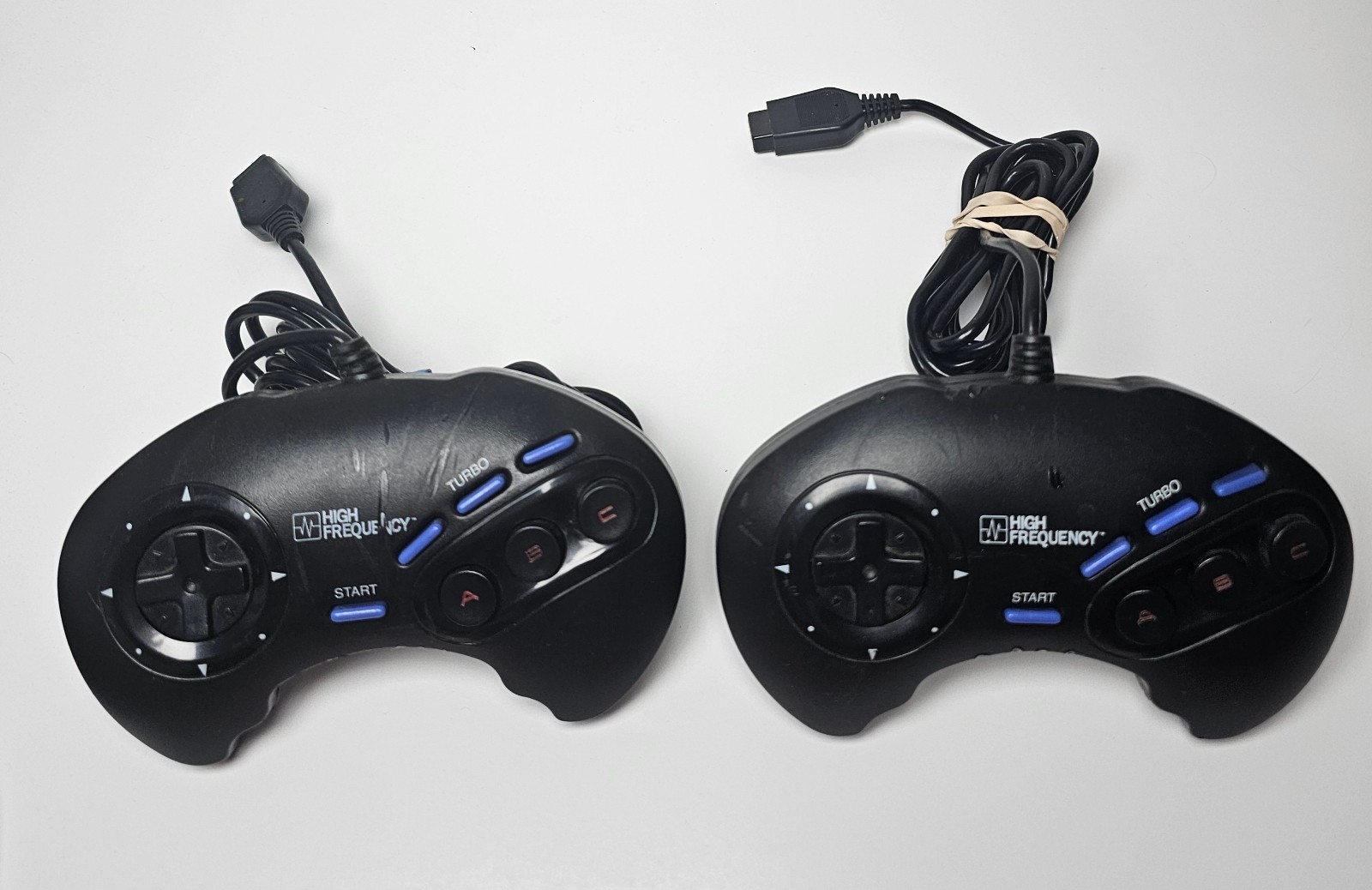 Sega Genesis Model 2 Console MK-1631 w/ Xmen, Jurassic Park & 2 Controllers