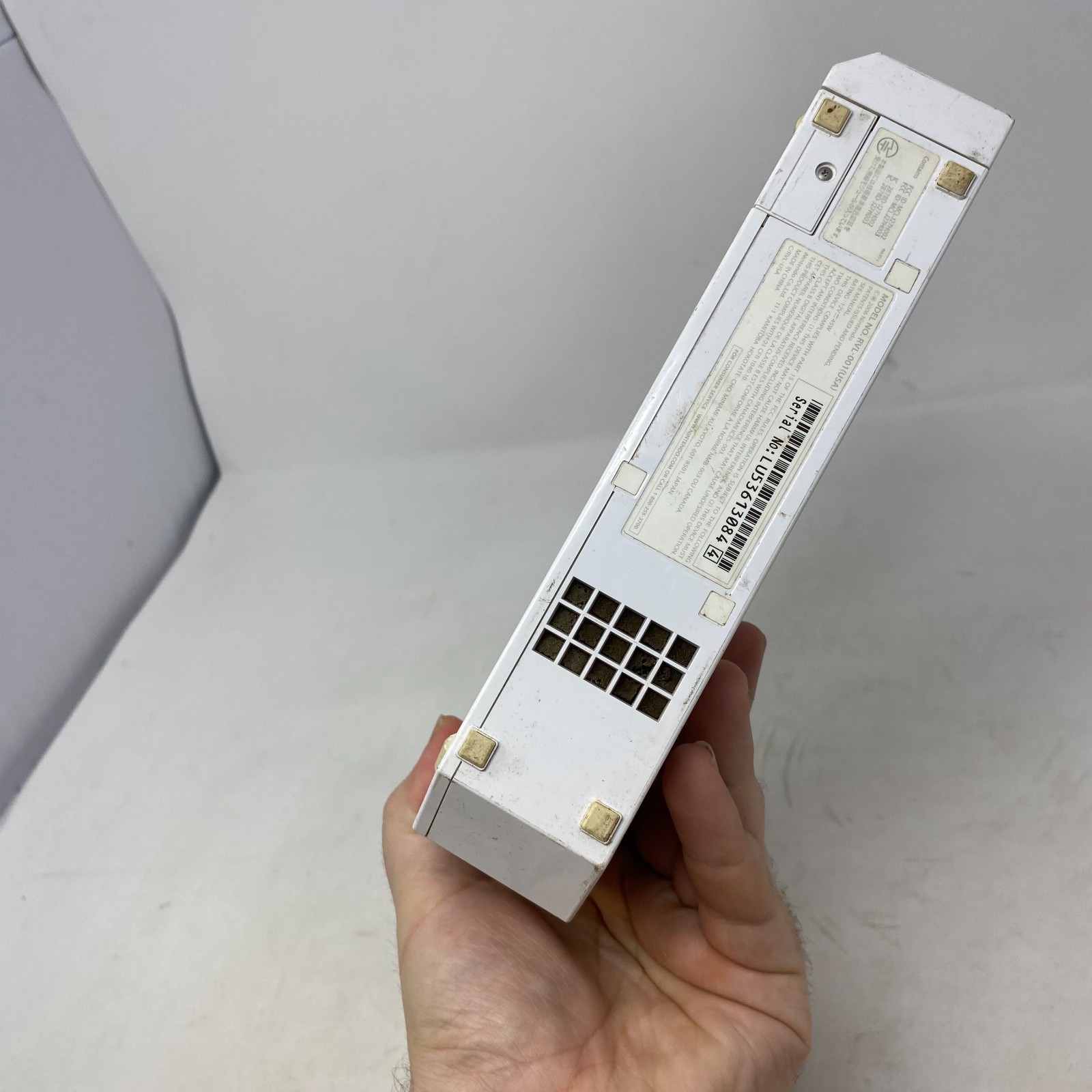 Nintendo Wii System Console Only White RVL-001 PARTS or REPAIR Doesn’t Read Disc
