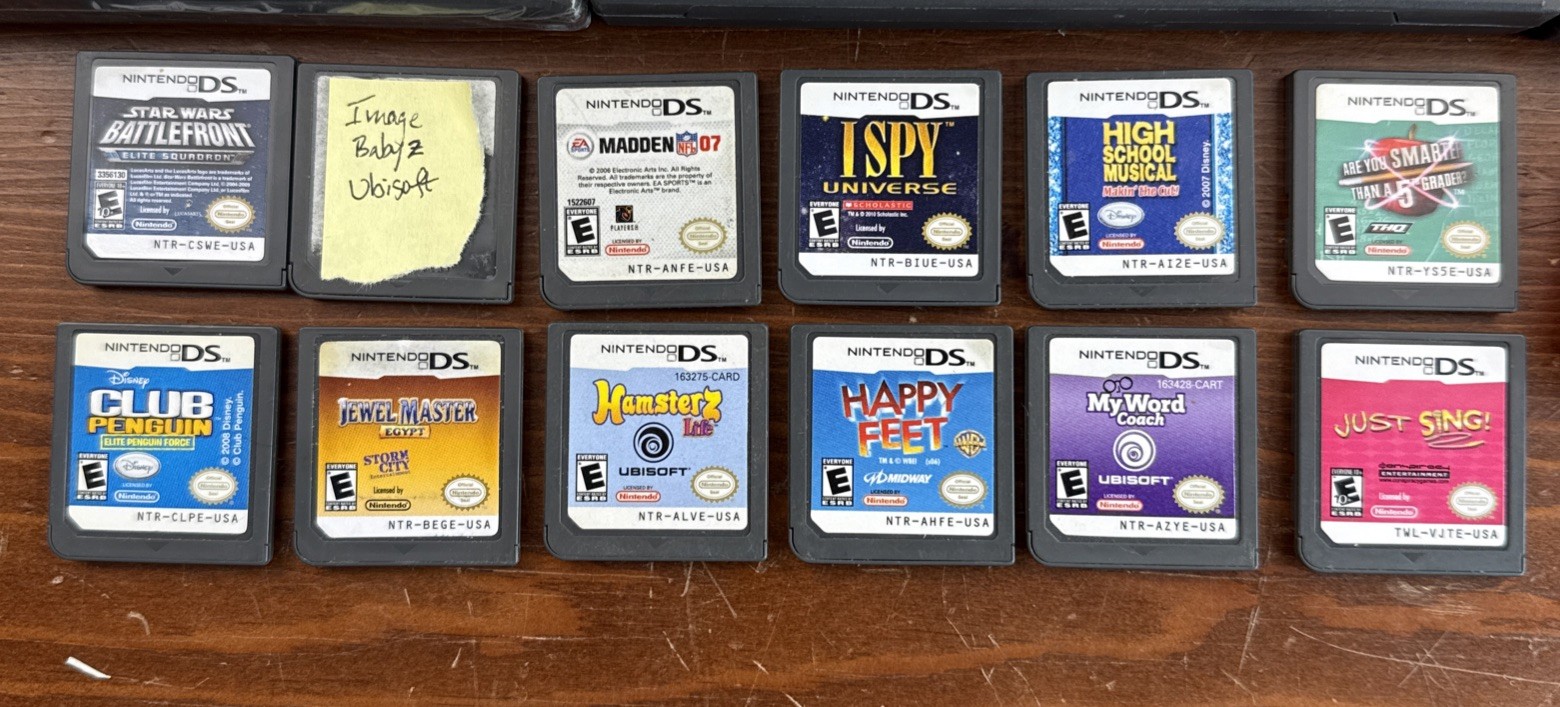 Nintendo DS DSI Blue Handheld Console Charging Cord & 21 Games See Pics Details