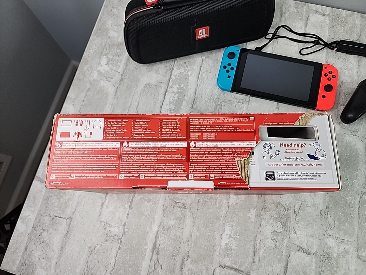 Nintendo Switch HAC-001 Console Tablet Joycons Controller Case & Box Bundle