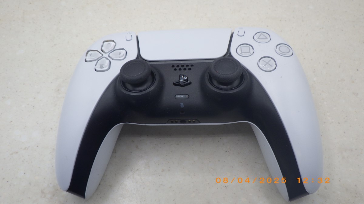 SONY PLAYSTATION 5 DIGITAL SYSTEM – CFI-1015B – CONSOLE, REMOTE, HDM (TDY028177)
