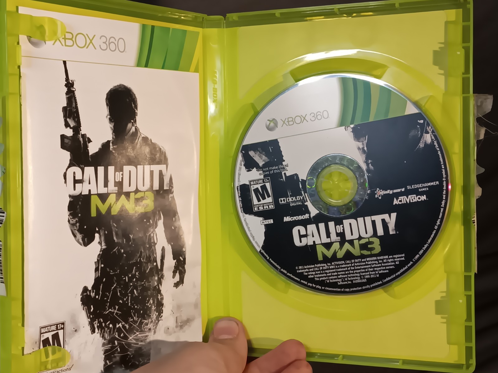 Xbox 360 S Call of Duty Modern Warfare 3 MW3 Limited Edition Console bundle