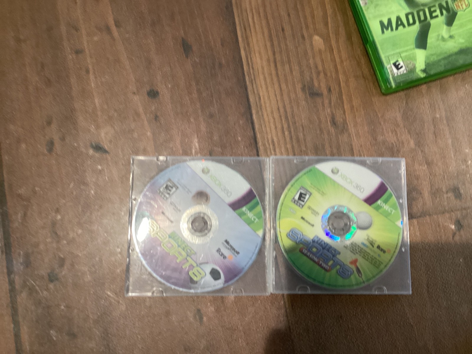 xbox 360 kinect bundle with controllers and games