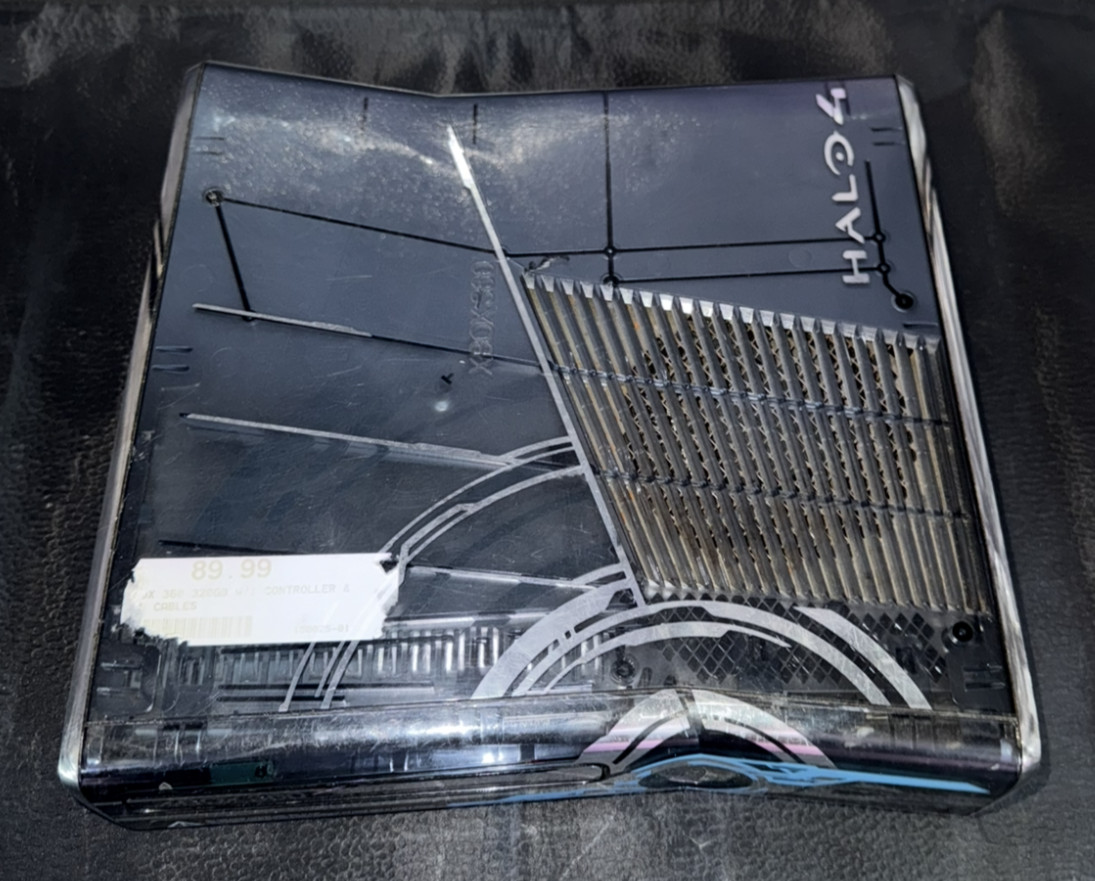 Microsoft Xbox 360 S Console Halo 4 Edition (PARTS/REPAIR)