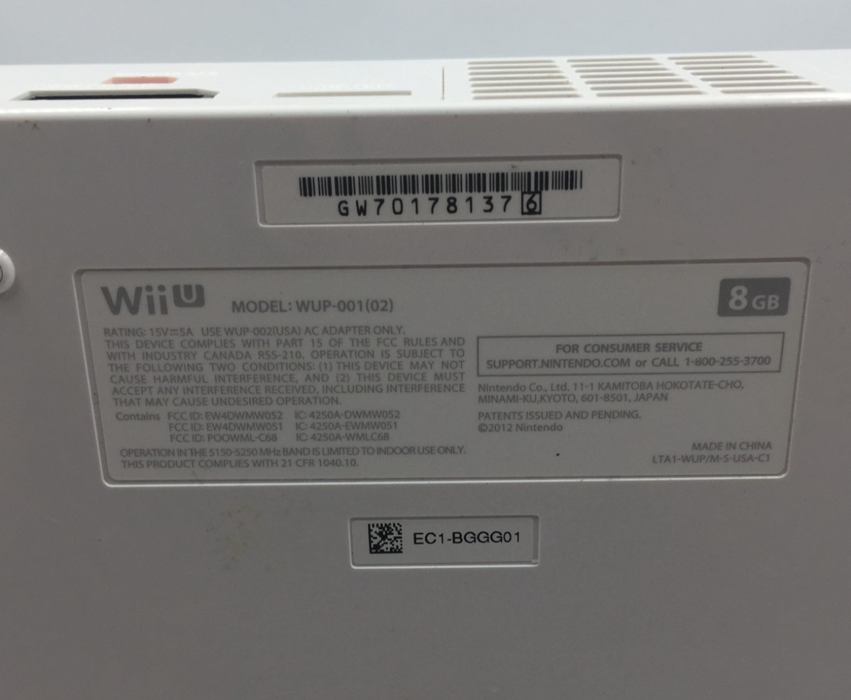 Nintendo Wii U 8gb Console Basic Set 3 Controllers 4 Nun Chucks Ultra Sensor Bar