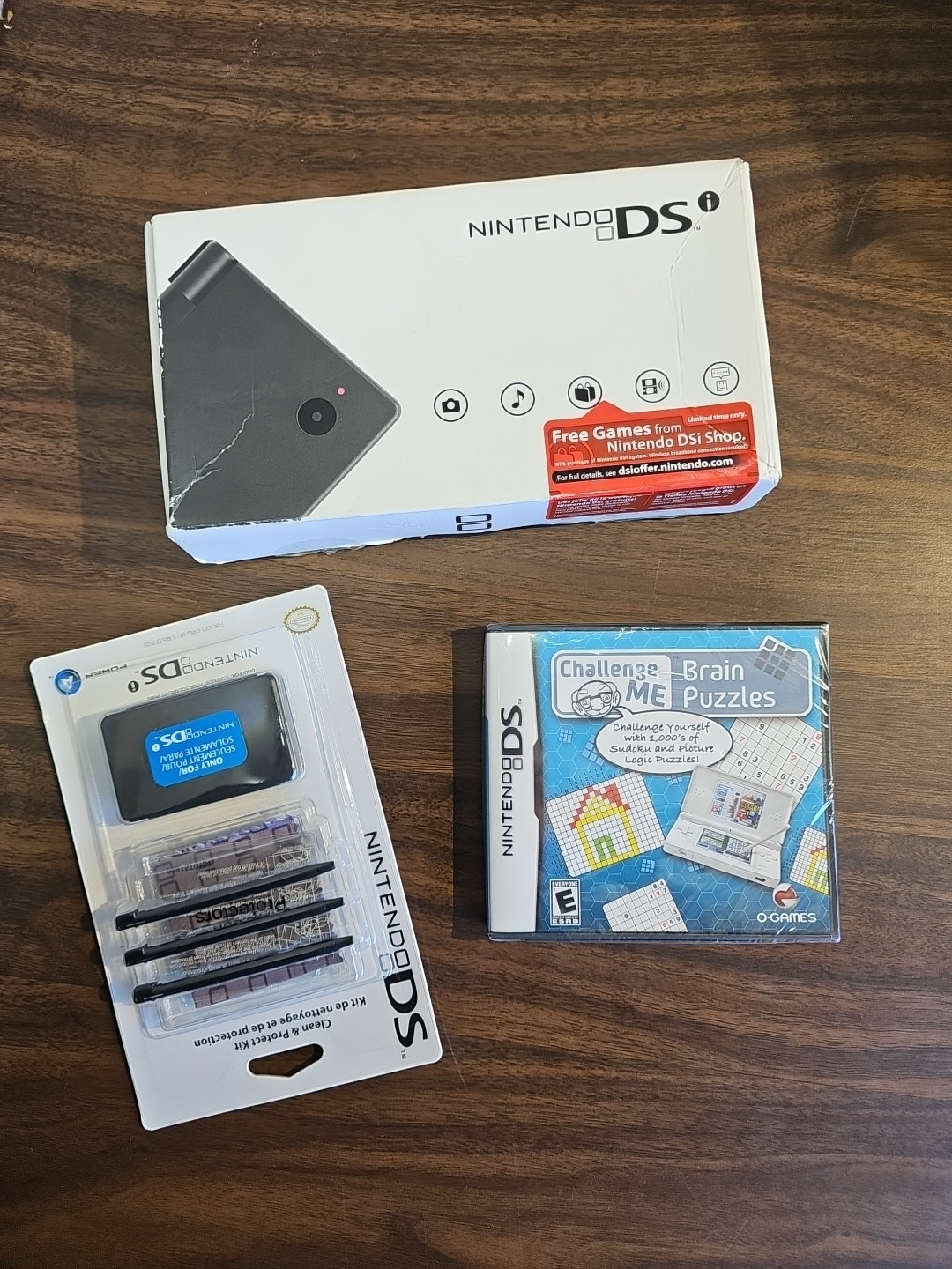 NINTENDO DSi Black Console NTSC U/C – Old Stock – TWL S KA USZ And Accessory Kit