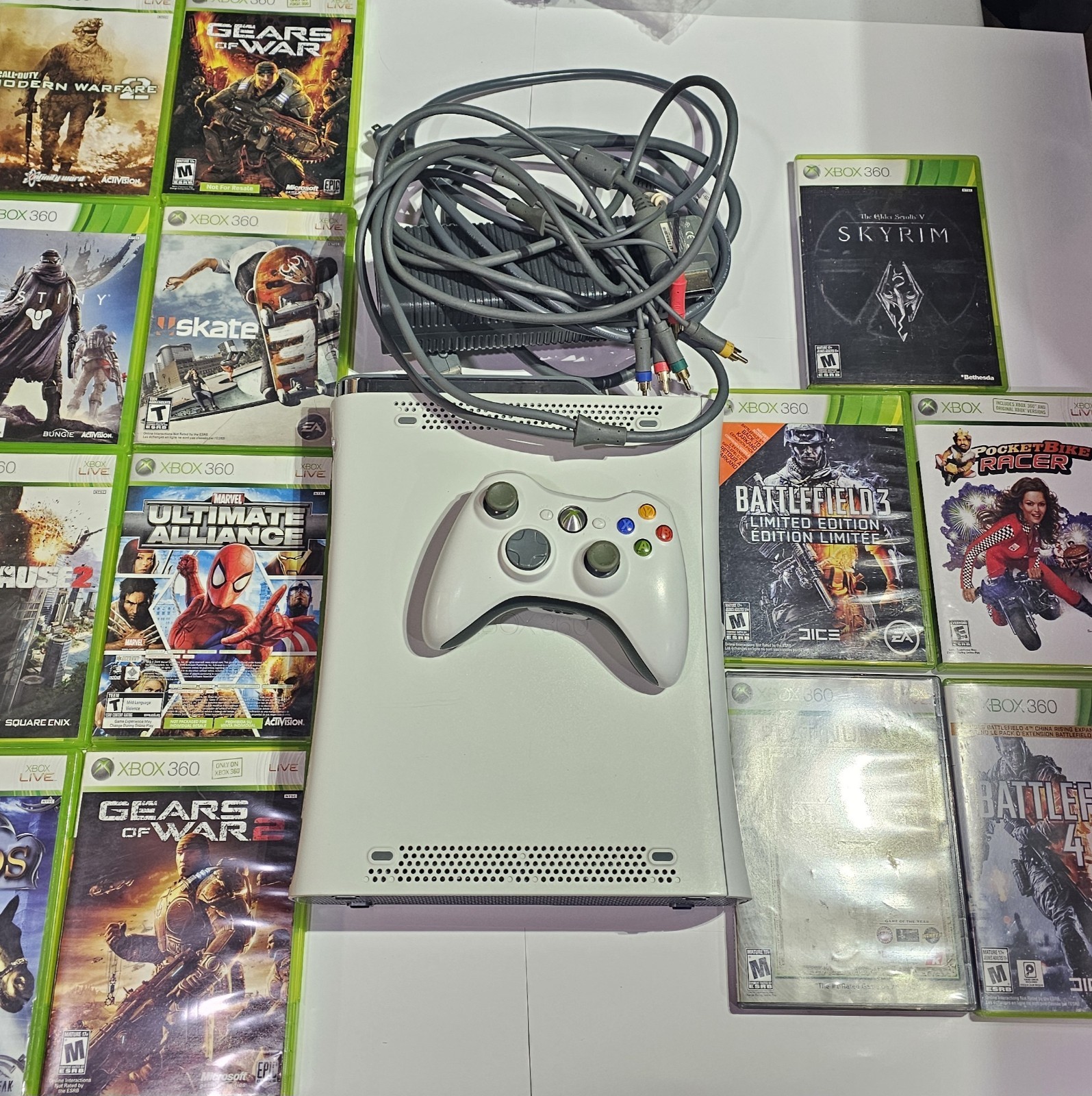White Microsoft XBOX 360 Video Game Console System Bundle 13 Games OEM Tested