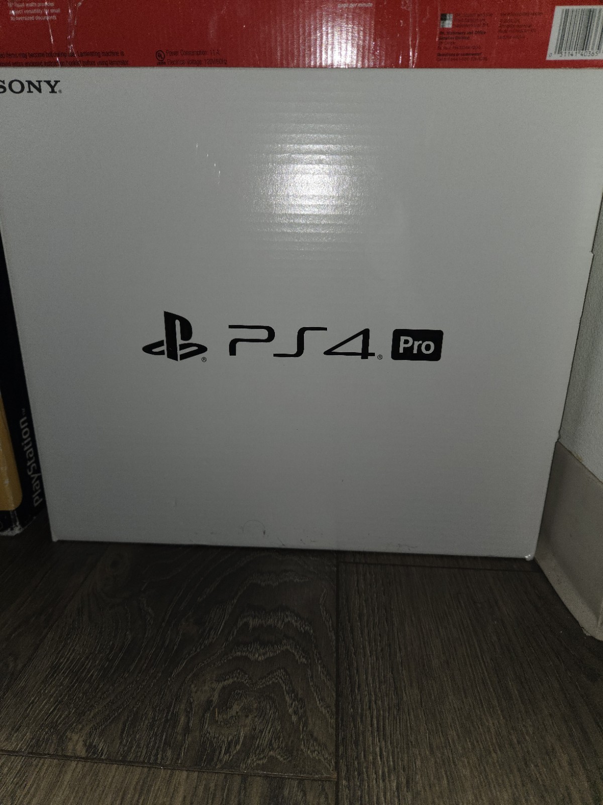 Sony PlayStation 4 Pro 1TB Black Console 4K UHD Wi-Fi + 2 Wireless Controllers