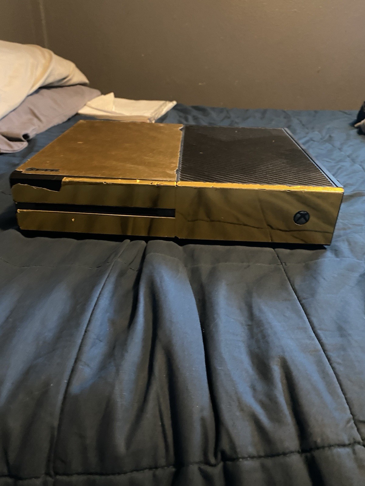 Microsoft Xbox One Home Console Black/Gold, Wi-Fi, HDMI, USB-A