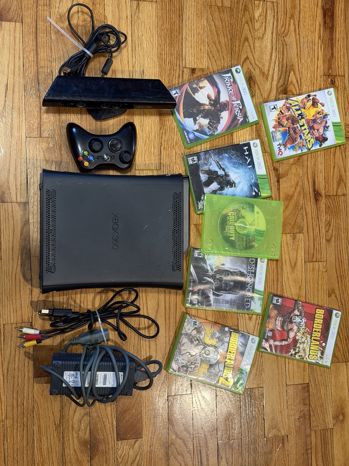 Black Xbox 360 120GB w/ Kinect & Games Bundle
