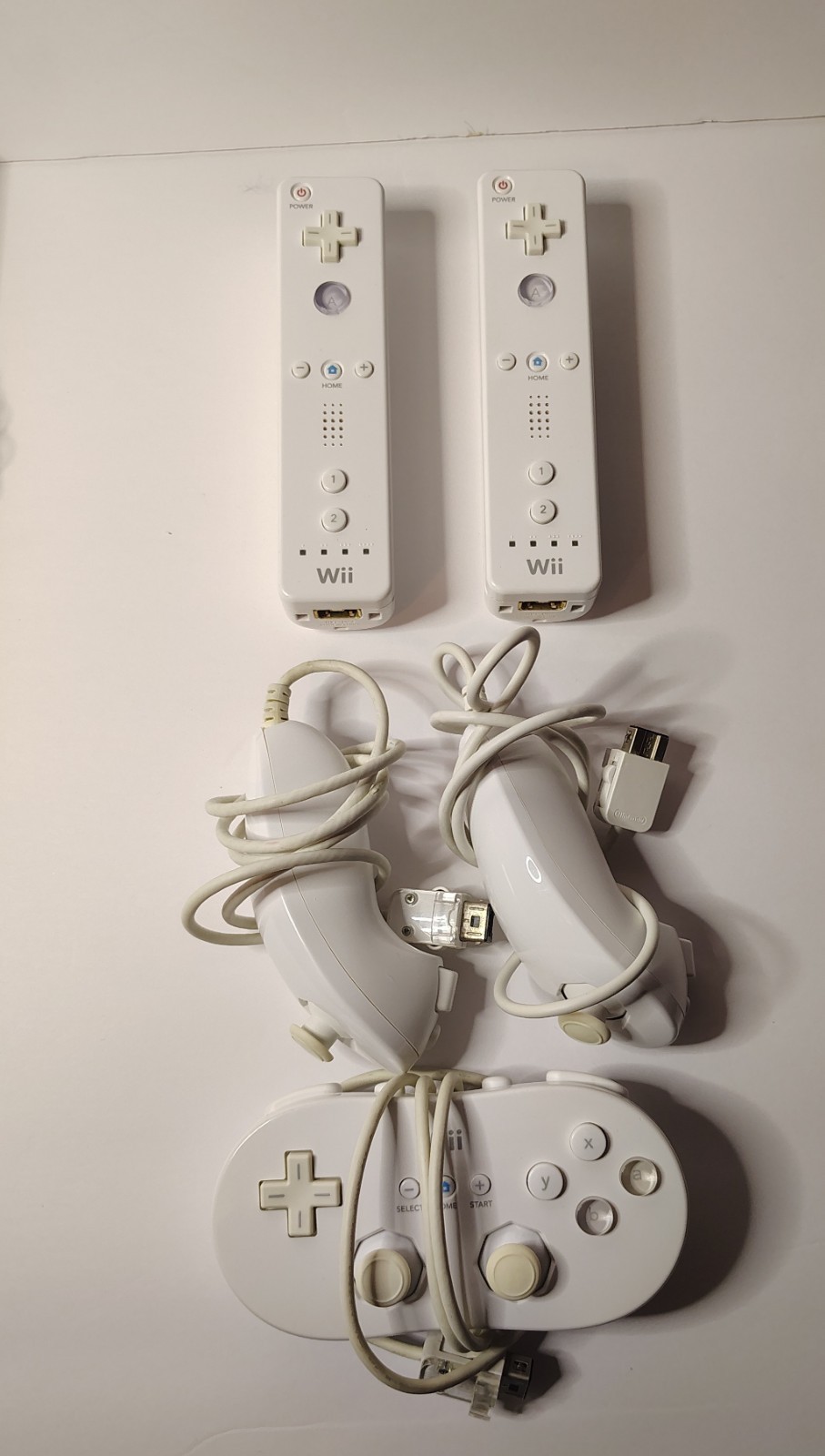 Nintendo Wii Bundle Everything TESTED and Working Multiple Controllers Included