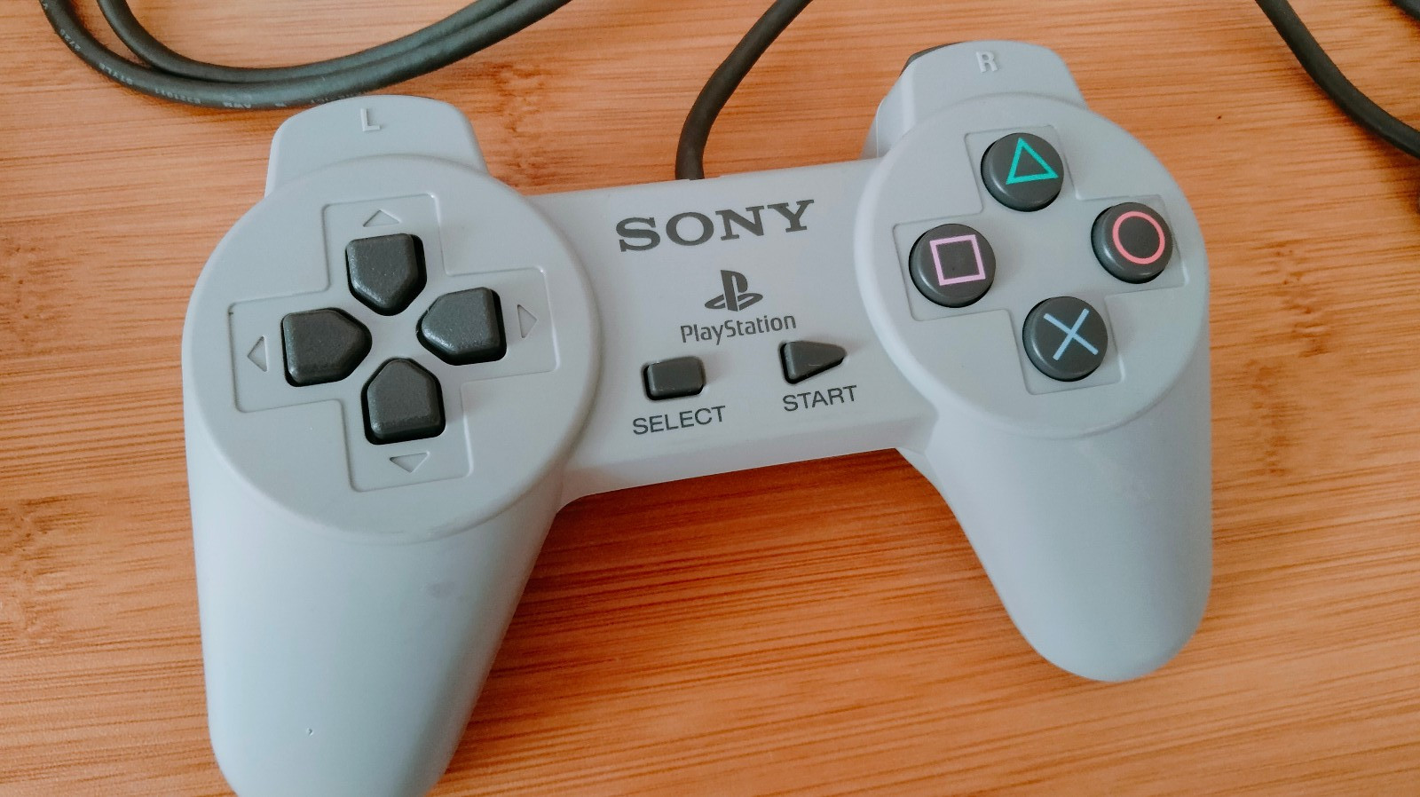 Sony PlayStation PS1 PS Classic Mini Console w/ 1 Controller – No Charger/HDMI