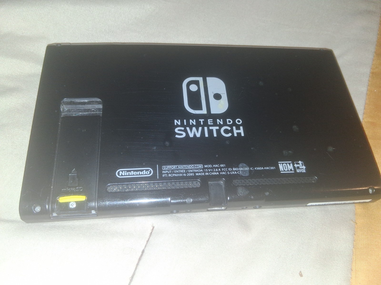 Nintendo Switch HAC-001 Console read