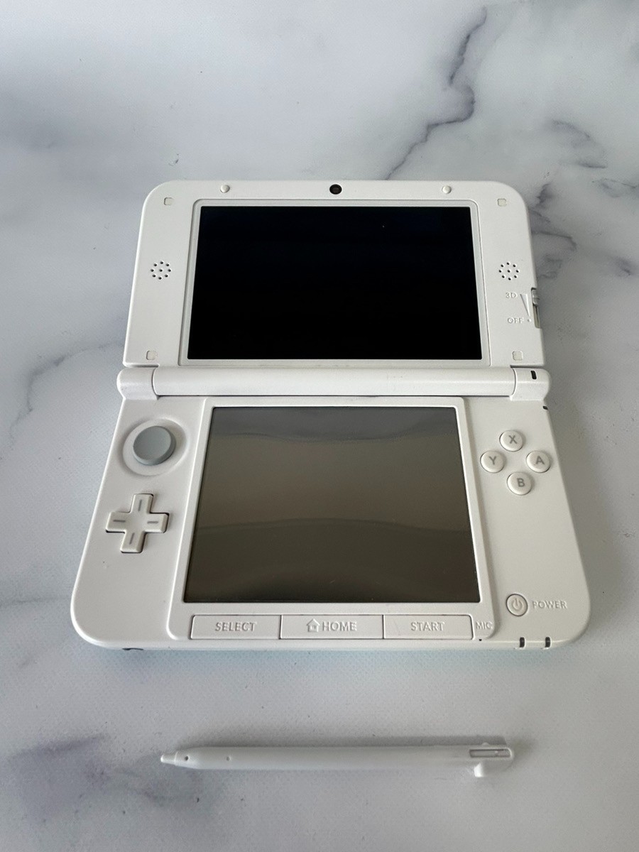 Nintendo 3DS XL LL Select Color Console region free / Charger SD card from US