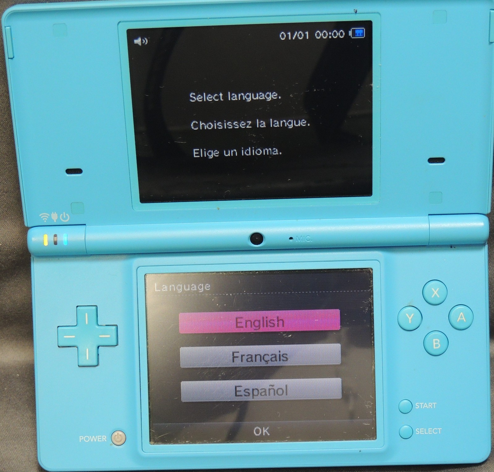 Nintendo DS Launch Edition Turquoise Blue plus Travel Case and extras Package