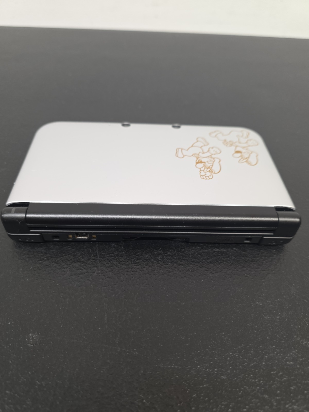 Nintendo 3DS XL Mario & Luigi 30th Anniversary Handheld. Read Desc. BN18