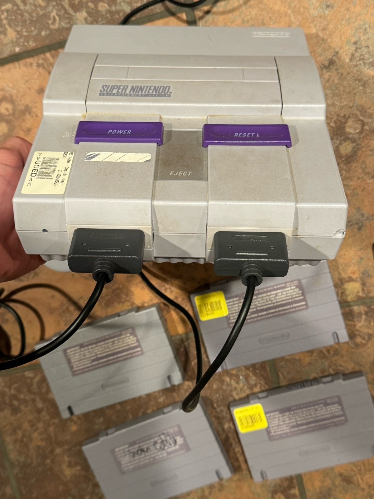 SNES Super Nintendo Console Bundle – 6 Games + 2 Controllers + Cables
