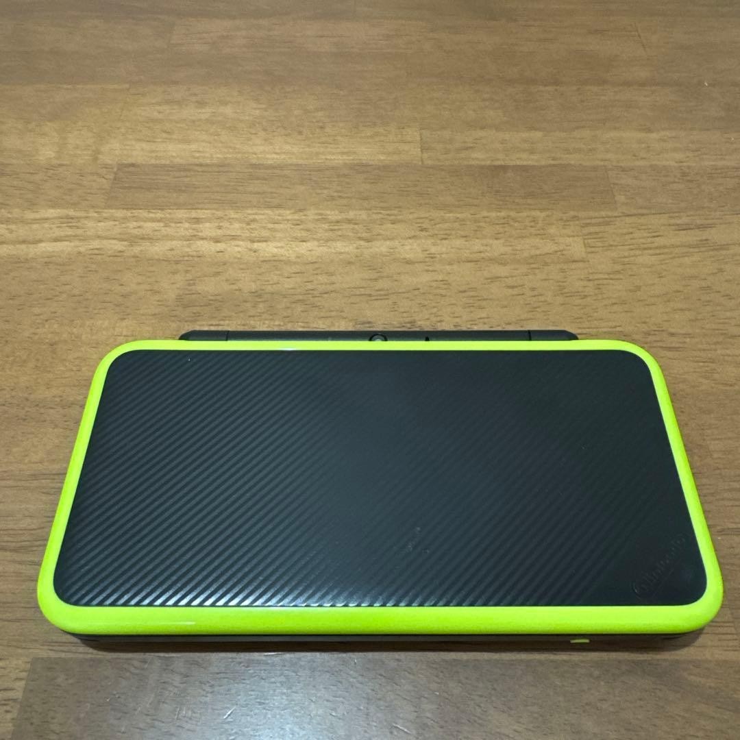 Nintendo 2DS LL – Black/Lime w/games Tested