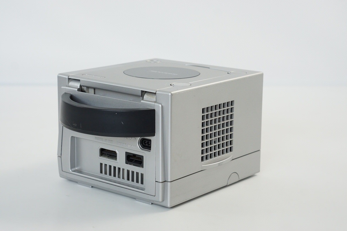 GameCube Silver Console System Boxed DOL-001 JP For Japan Game CD DNM10199731