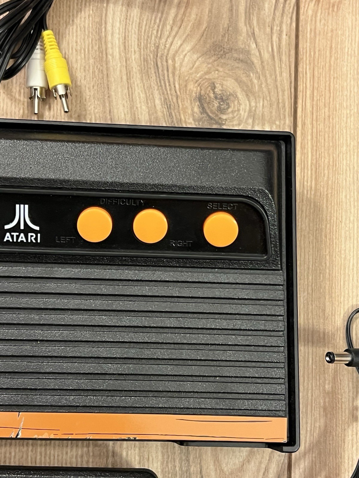 Atari Flashback 6 Classic Game Console W/ 100 Games Wireless Controllers Tested