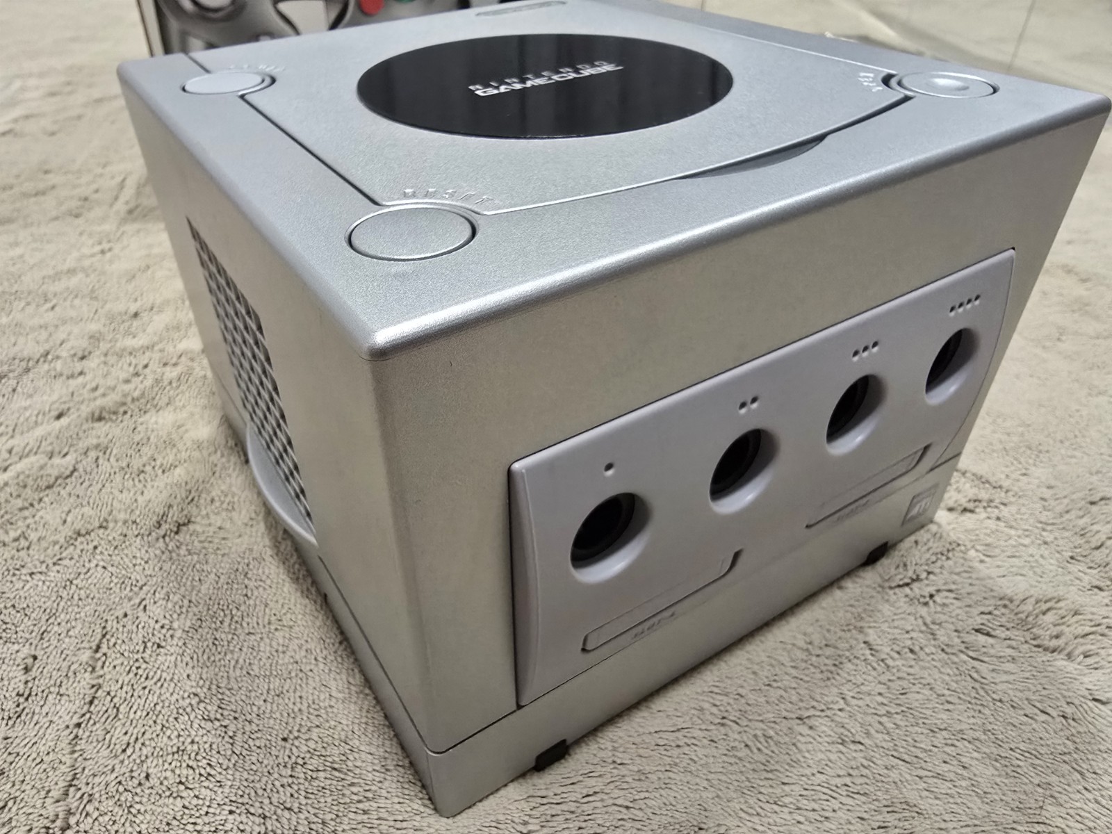 Nintendo Gamecube Limited Edition Platinum Complete in Box, MINTY, COLLECTIBLE
