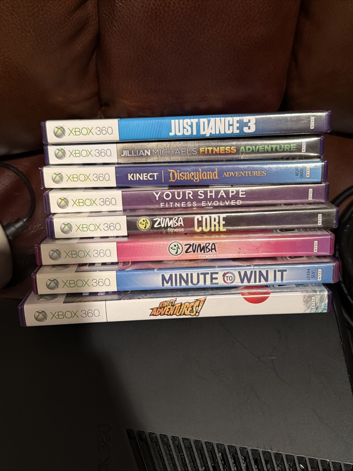 Microsoft Xbox 360 Kinect 250GB Glossy Black CIB. Cords, Sensor, Game Bundle