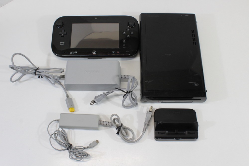 Nintendo Wii U Black Console 32GB AC Gamepad Stand & Charger NTSC-J Japan TESTED