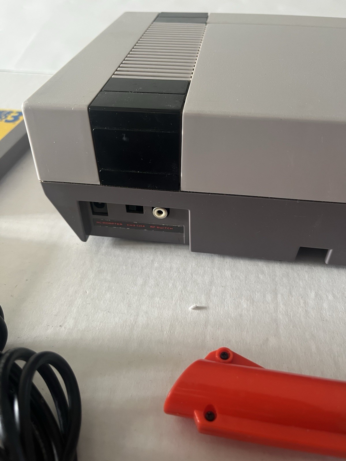 Nintendo NES Console Bundle with Super Mario Bros 1 2 3 and 2 Controllers Zapper
