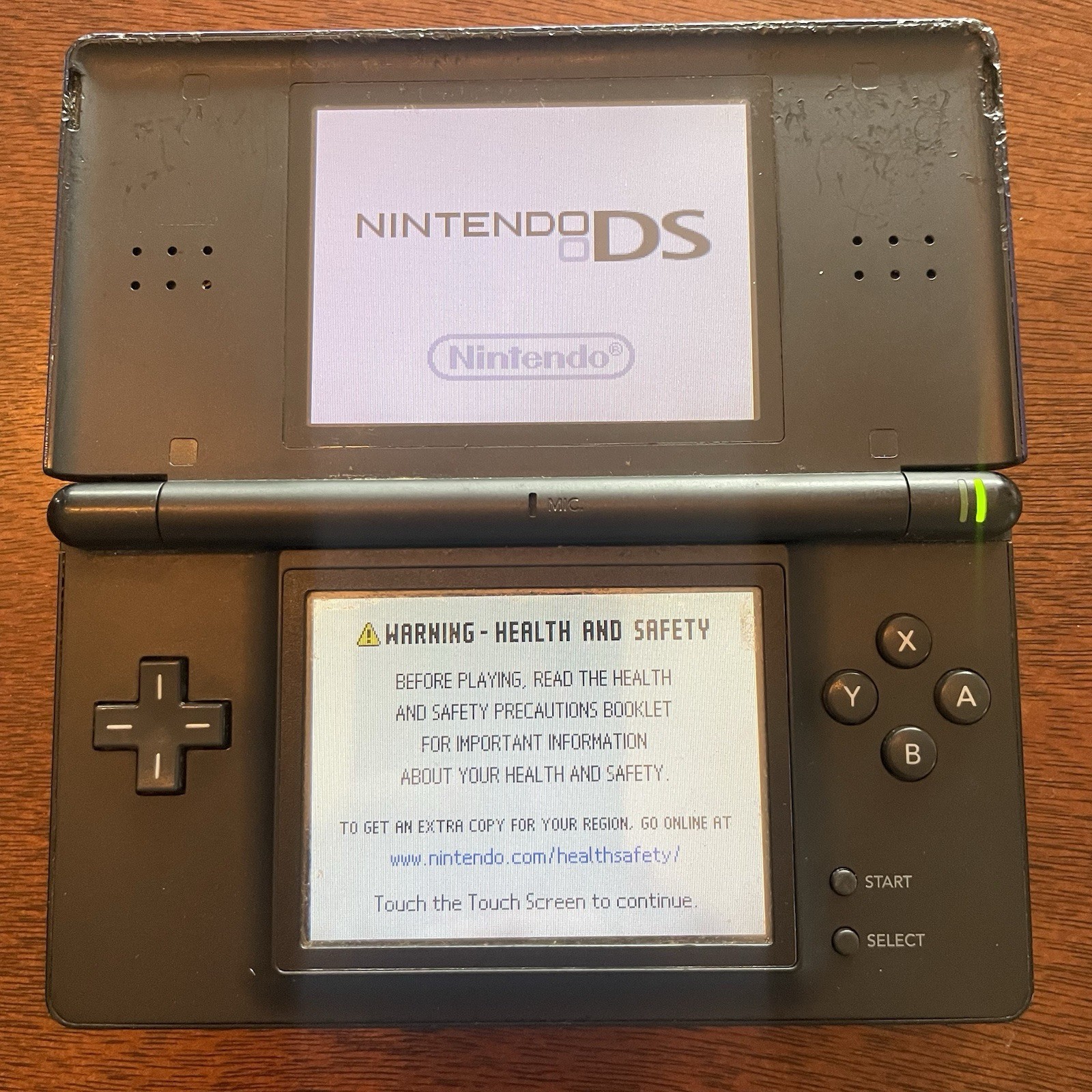 Nintendo DS Lite Handheld Console in Cobalt & Black Please see photos for marks