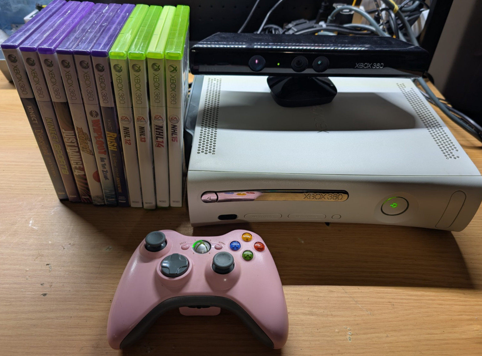 Xbox 360 120GB Console Bundle w/ Pink Controller Kinect Sensor 10 Games Tested!!