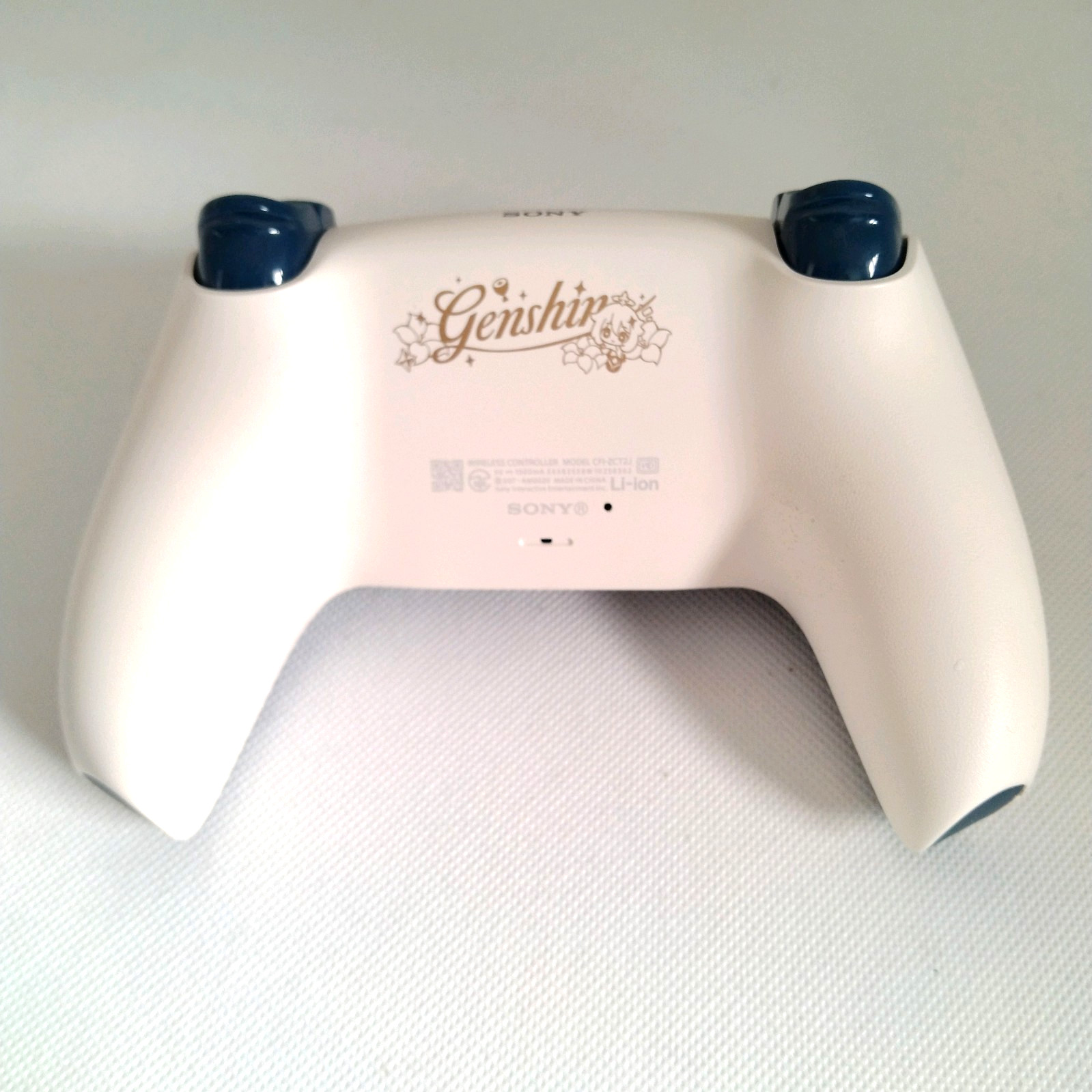 PS5 DualSense Wireless Controller Genshin Impact Limited Edition used from japan