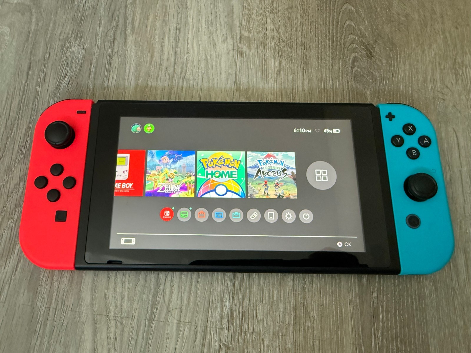 Nintendo Switch 32GB Console Neon Red/Blue [w/ Dock, Cables, Pro Controller]