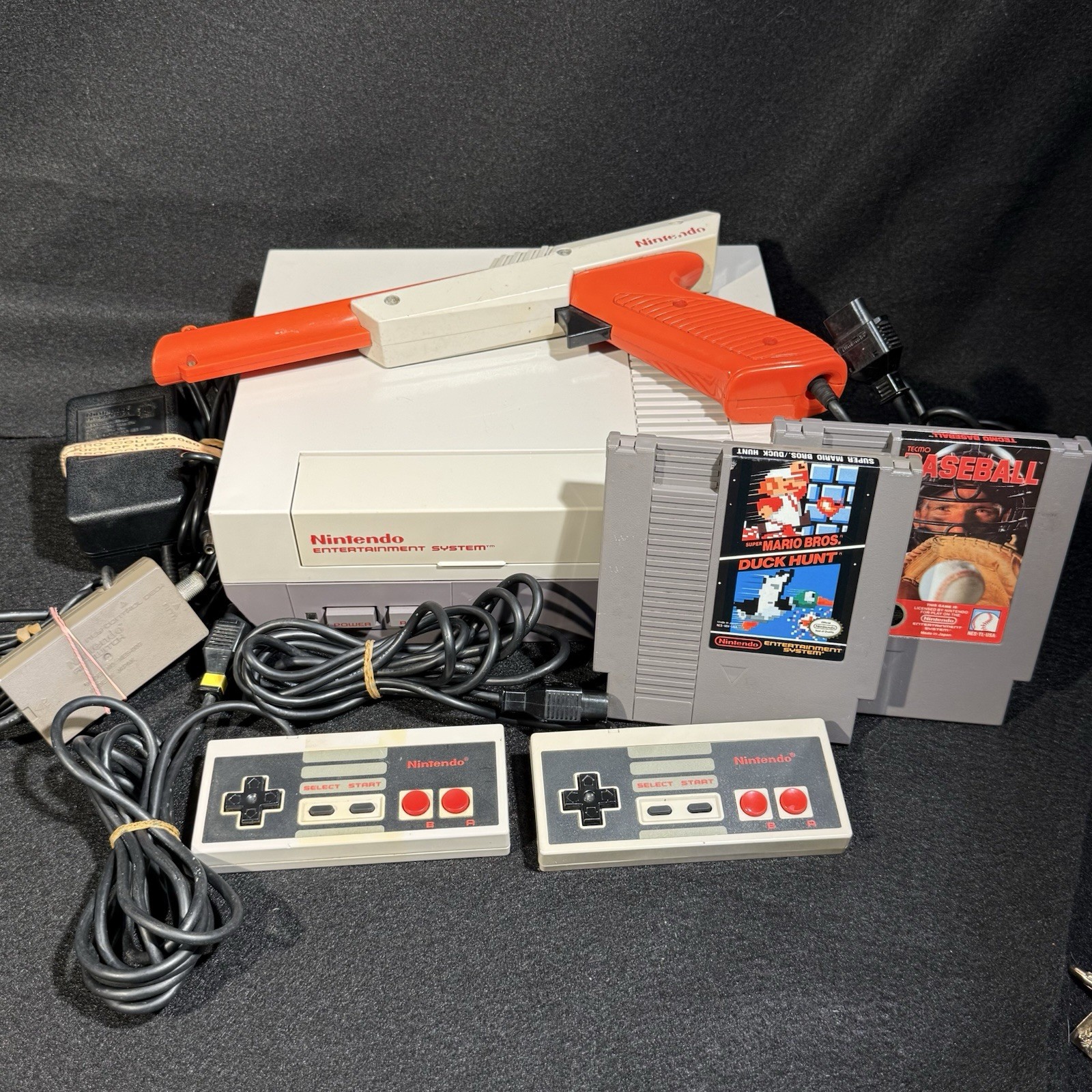 Original Nintendo NES Console Bundle W/ 2 controllers, zapper, 2 games, tested!