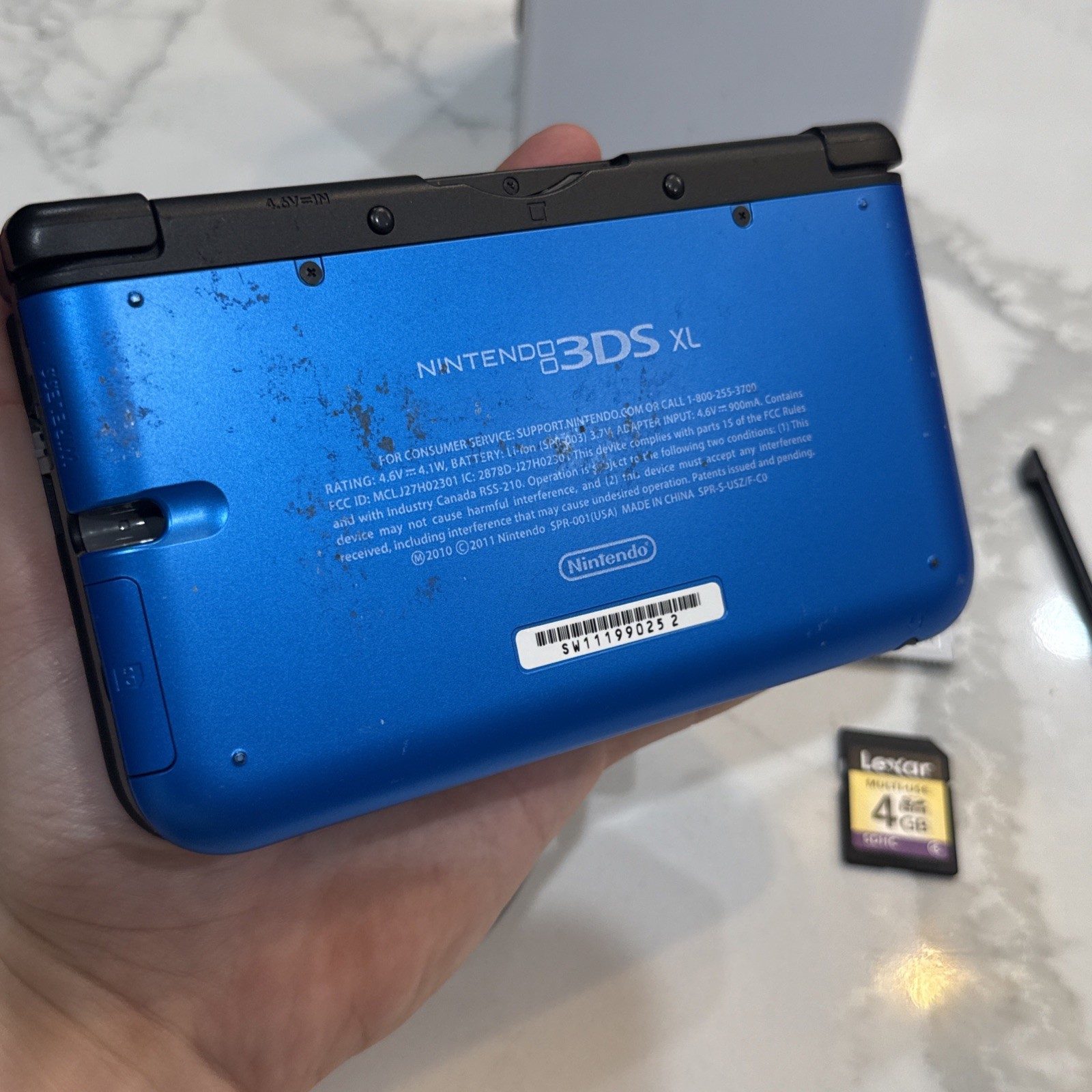 Nintendo 3DS XL Handheld System Console – Blue – Tested + Charger & Mario!