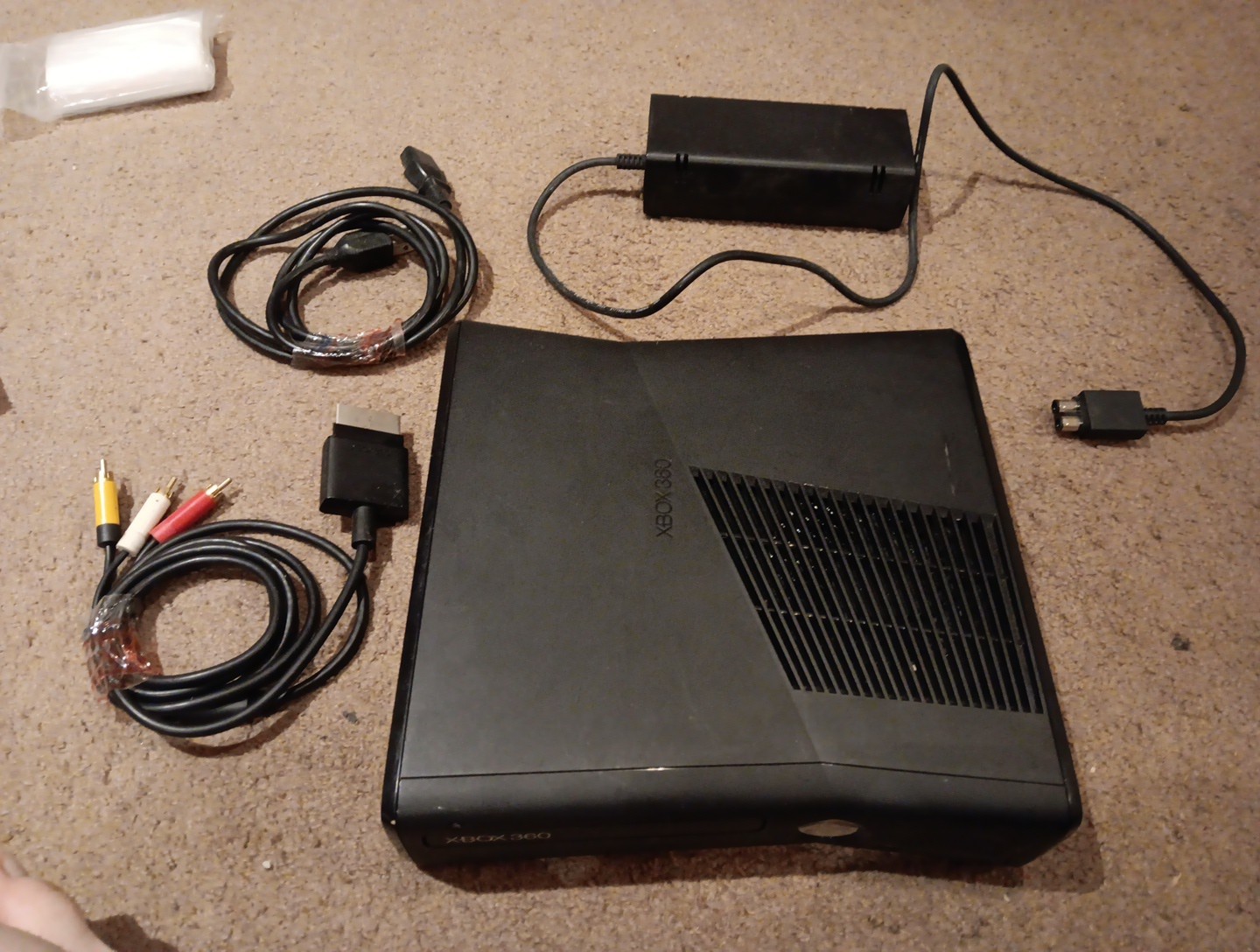 Microsoft Xbox 360 S Black Console – Tested Works – Read Description
