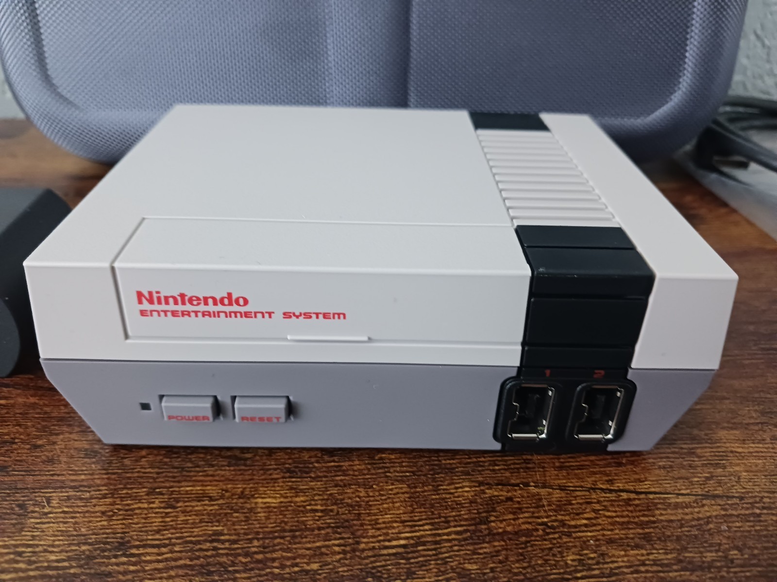 Nintendo NES Classic Edition Mini Console Bundle 30 Games Controller Case OEM