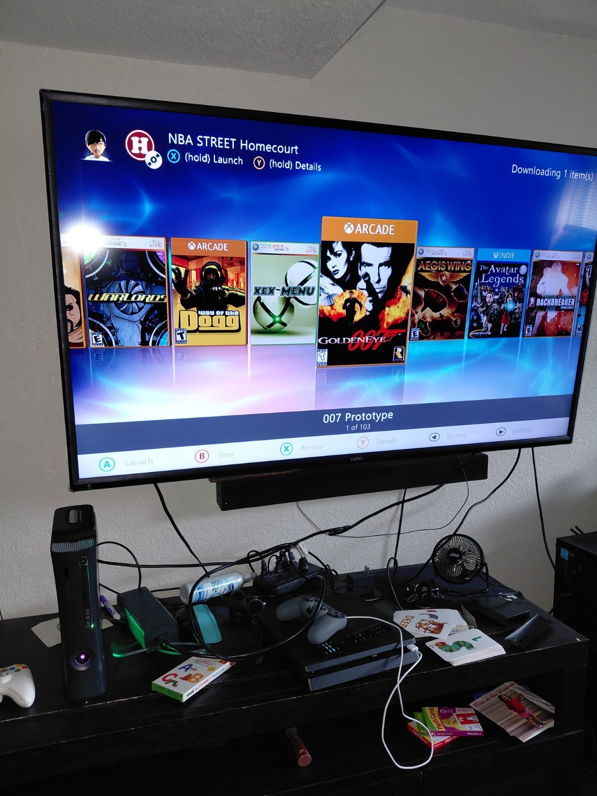 Xbox 360 Elite with Aurora Dashboard